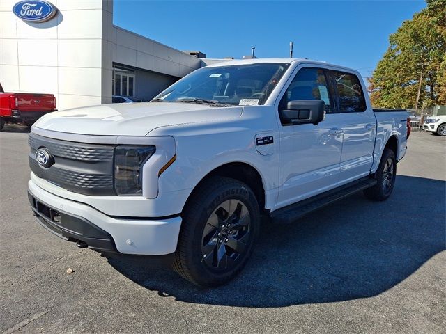 2024 Ford F-150 Lightning Flash