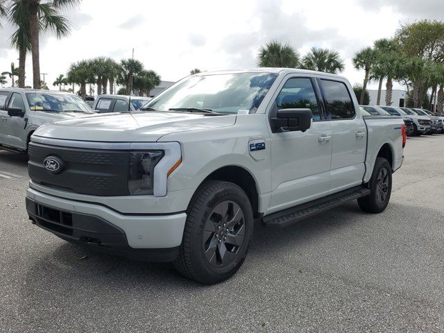 2024 Ford F-150 Lightning Flash