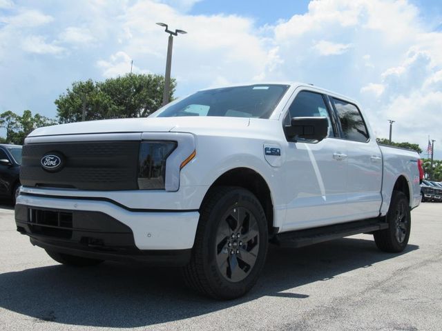 2024 Ford F-150 Lightning Flash