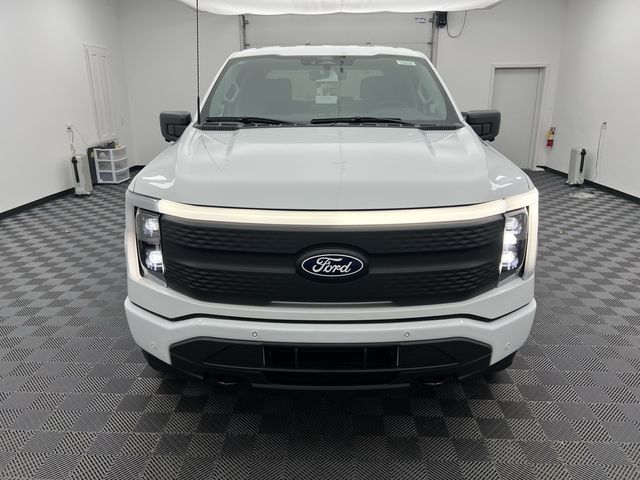 2024 Ford F-150 Lightning Flash