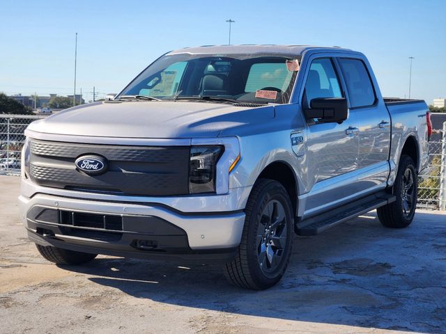 2024 Ford F-150 Lightning Flash