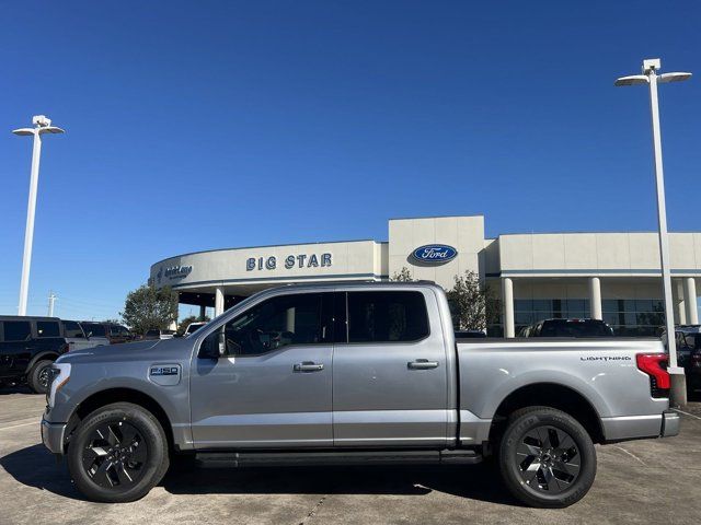 2024 Ford F-150 Lightning Flash