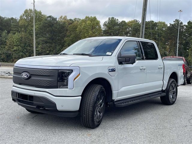 2024 Ford F-150 Lightning Flash