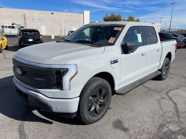 2024 Ford F-150 Lightning Flash