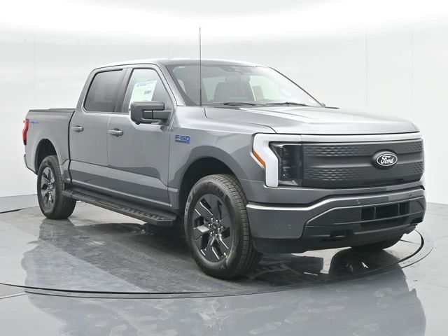 2024 Ford F-150 Lightning Flash