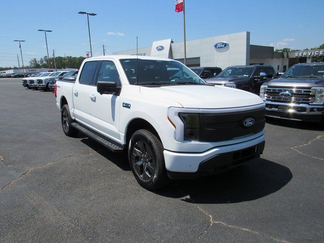 2024 Ford F-150 Lightning Flash