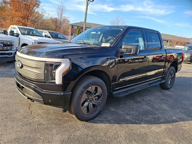 2024 Ford F-150 Lightning Flash