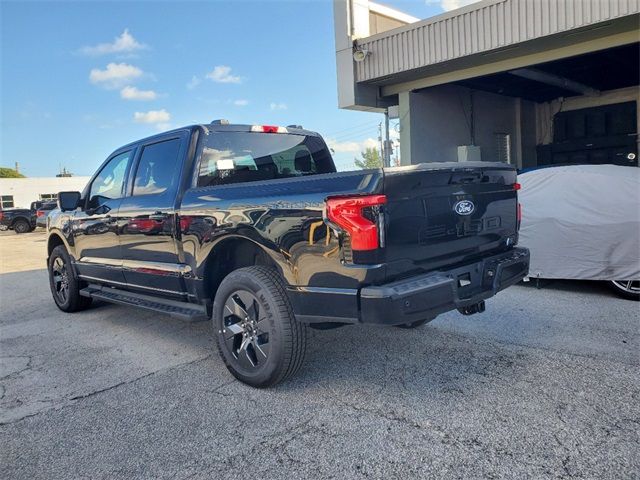 2024 Ford F-150 Lightning Flash