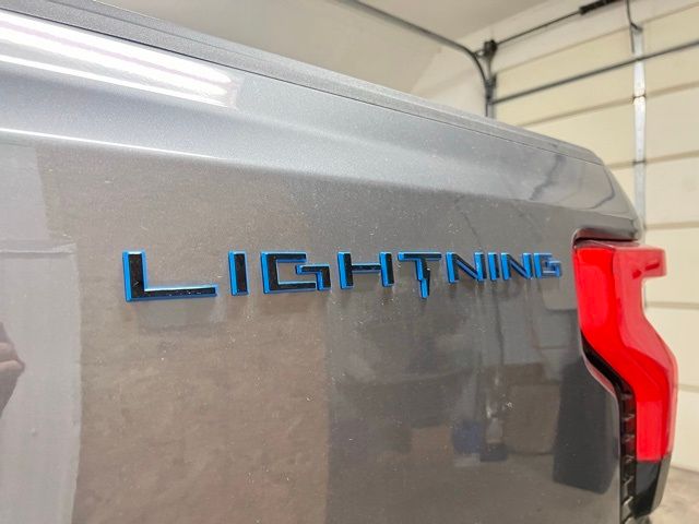 2024 Ford F-150 Lightning Flash