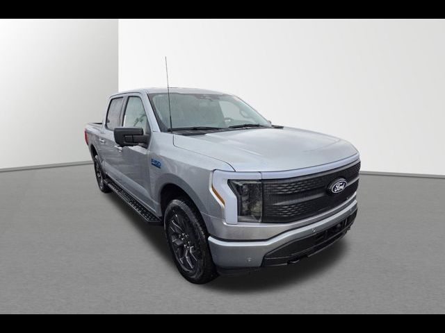 2024 Ford F-150 Lightning Flash