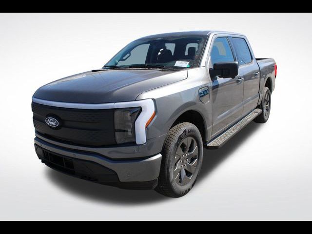 2024 Ford F-150 Lightning Flash