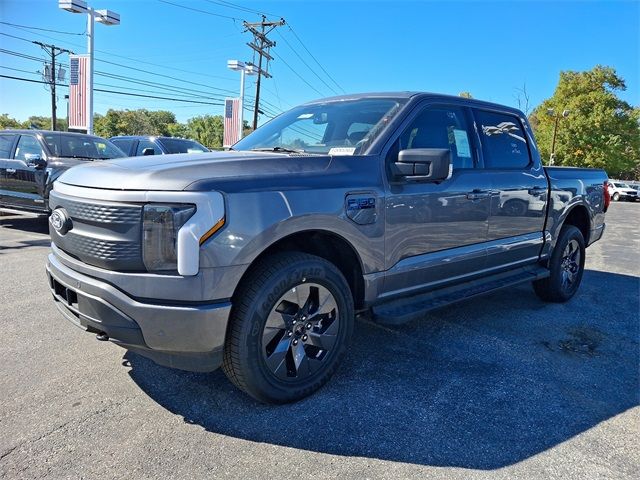 2024 Ford F-150 Lightning Flash