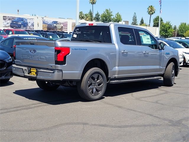 2024 Ford F-150 Lightning Flash