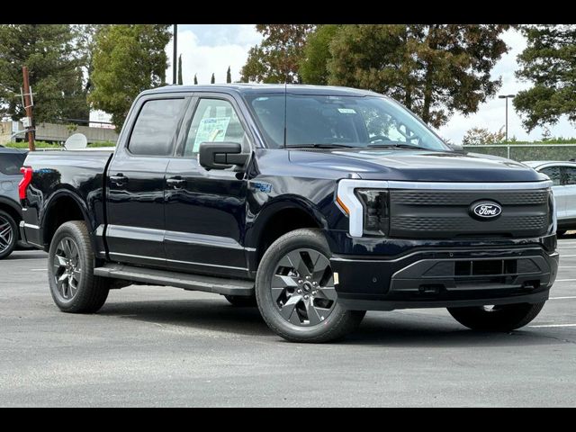 2024 Ford F-150 Lightning Flash