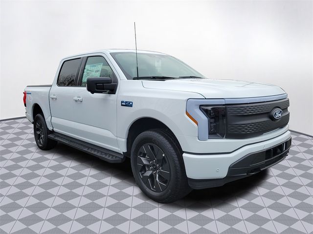 2024 Ford F-150 Lightning Flash