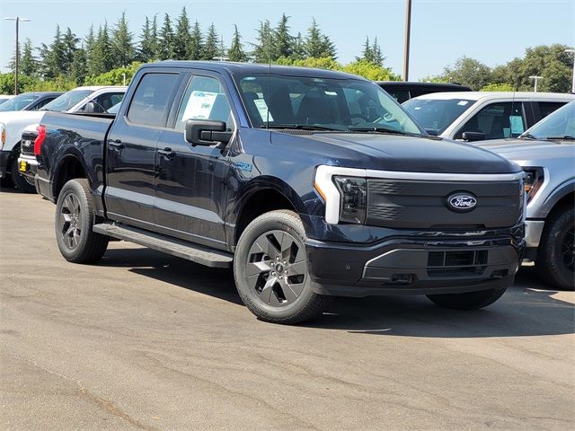 2024 Ford F-150 Lightning Flash