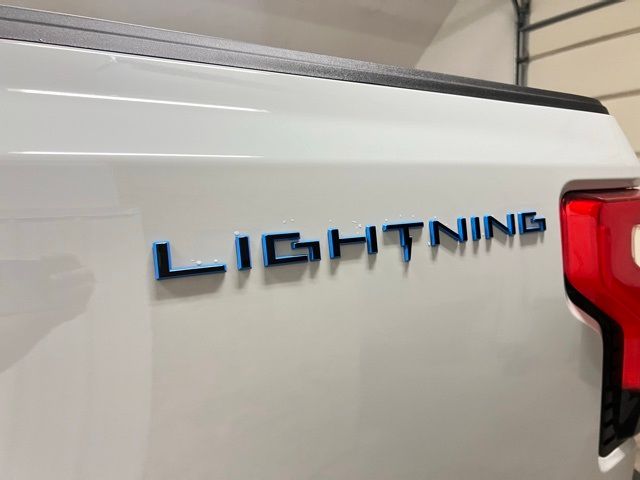 2024 Ford F-150 Lightning Flash