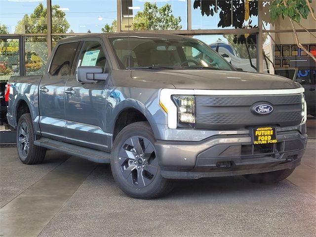 2024 Ford F-150 Lightning Flash