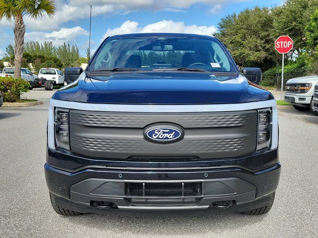 2024 Ford F-150 Lightning Flash