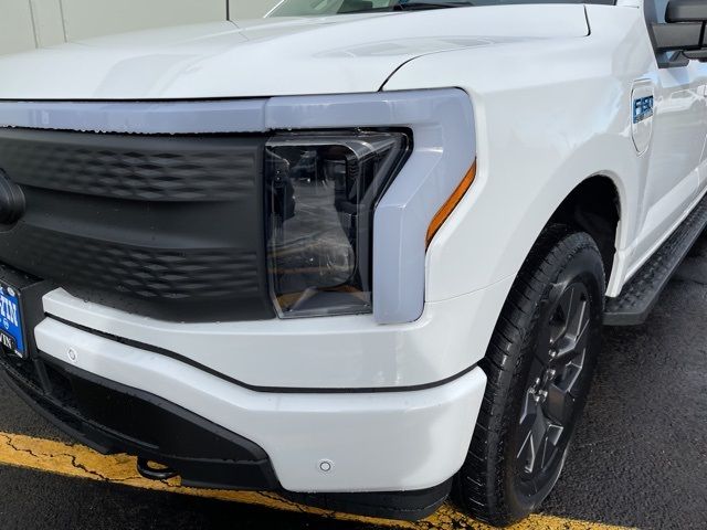 2024 Ford F-150 Lightning Flash