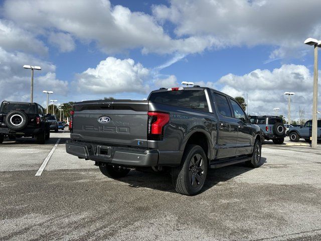 2024 Ford F-150 Lightning Flash