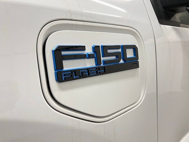 2024 Ford F-150 Lightning Flash