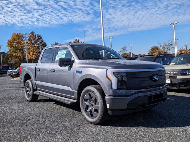 2024 Ford F-150 Lightning Flash