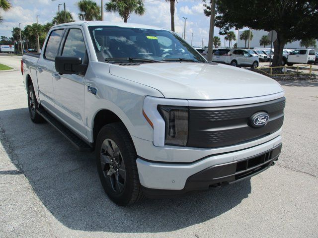 2024 Ford F-150 Lightning Flash