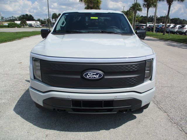 2024 Ford F-150 Lightning Flash