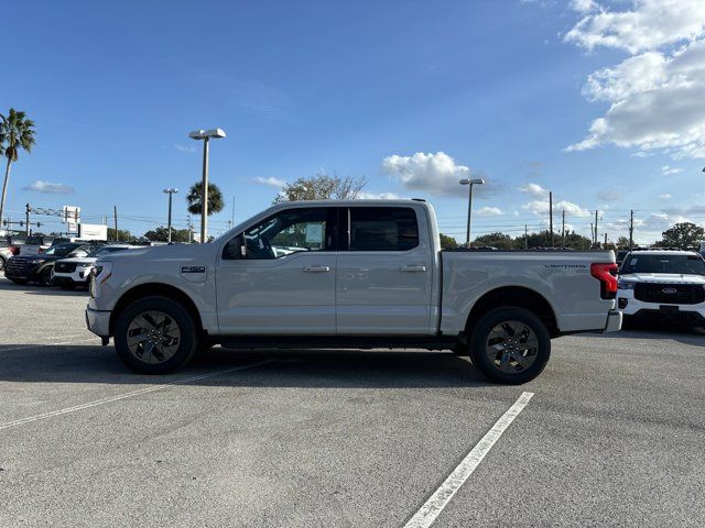 2024 Ford F-150 Lightning Flash