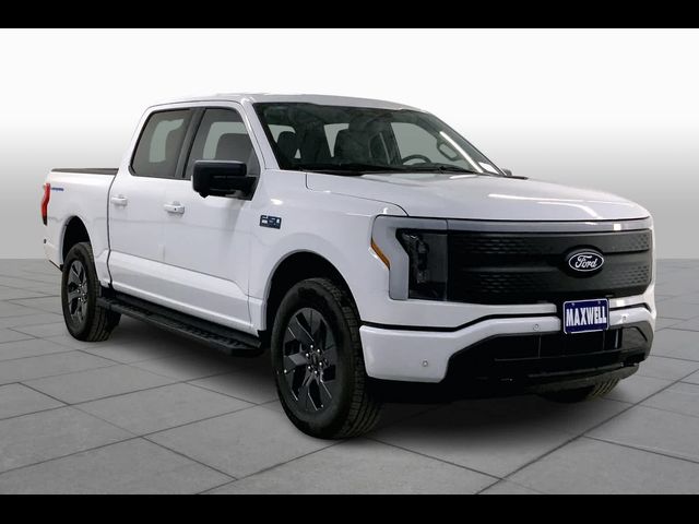 2024 Ford F-150 Lightning Flash