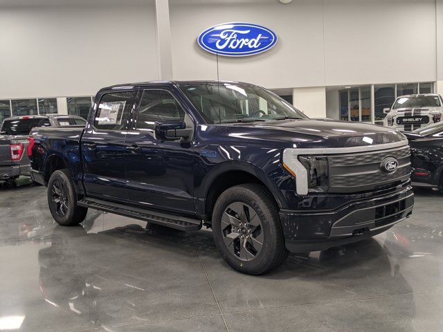 2024 Ford F-150 Lightning LARIAT