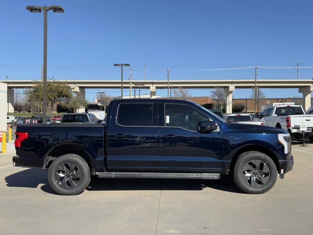 2024 Ford F-150 Lightning LARIAT