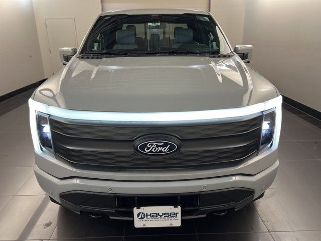 2024 Ford F-150 Lightning LARIAT