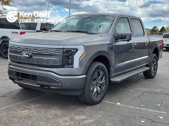 2024 Ford F-150 Lightning LARIAT