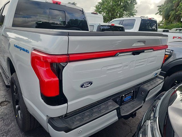 2024 Ford F-150 Lightning LARIAT