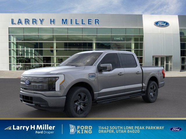 2024 Ford F-150 Lightning LARIAT