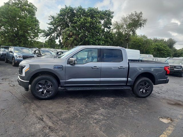 2024 Ford F-150 Lightning LARIAT