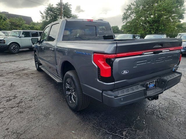 2024 Ford F-150 Lightning LARIAT