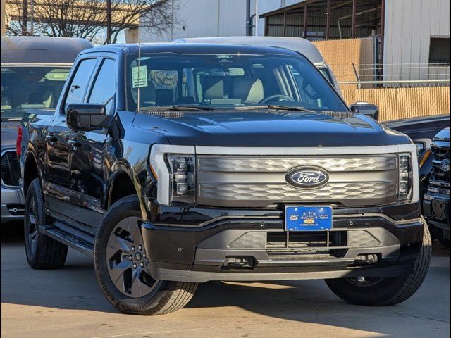 2024 Ford F-150 Lightning LARIAT