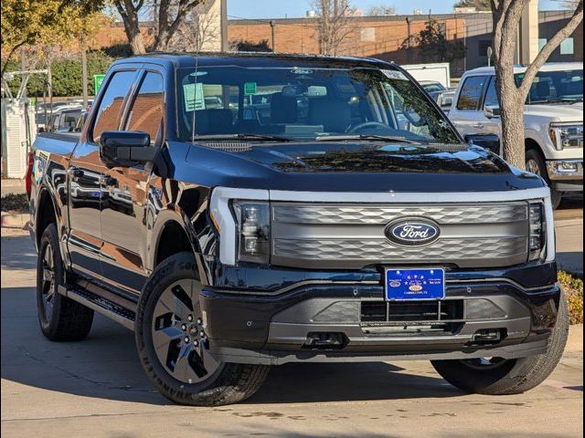 2024 Ford F-150 Lightning LARIAT