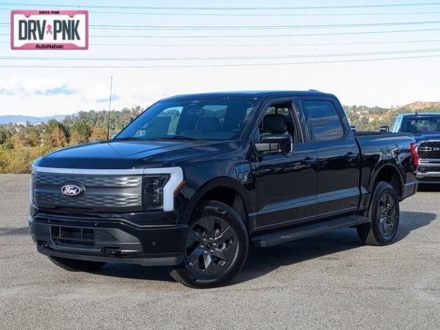 2024 Ford F-150 Lightning LARIAT