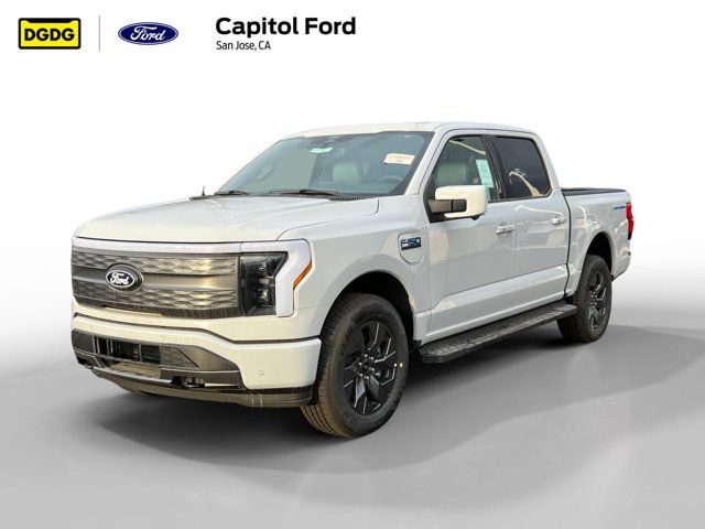 2024 Ford F-150 Lightning LARIAT