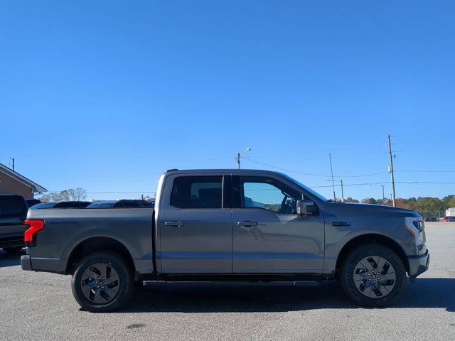 2024 Ford F-150 Lightning LARIAT