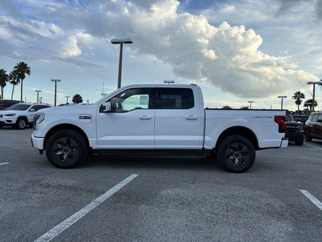 2024 Ford F-150 Lightning LARIAT