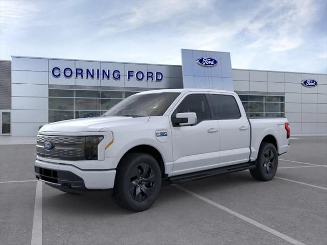 2024 Ford F-150 Lightning LARIAT