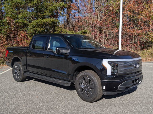 2024 Ford F-150 Lightning LARIAT