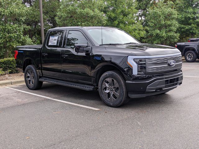 2024 Ford F-150 Lightning LARIAT