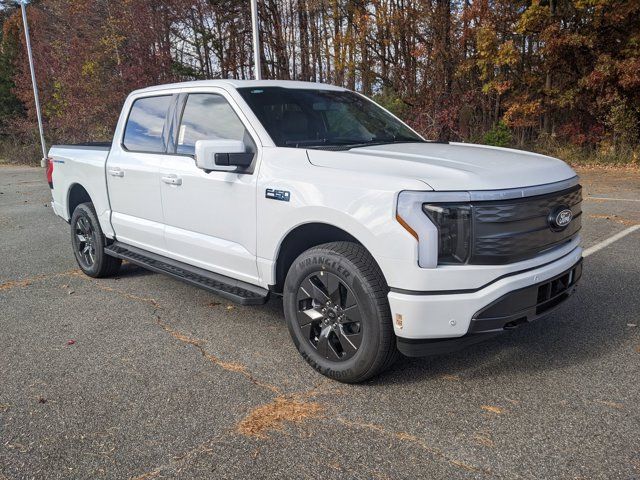 2024 Ford F-150 Lightning LARIAT