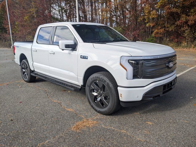 2024 Ford F-150 Lightning LARIAT